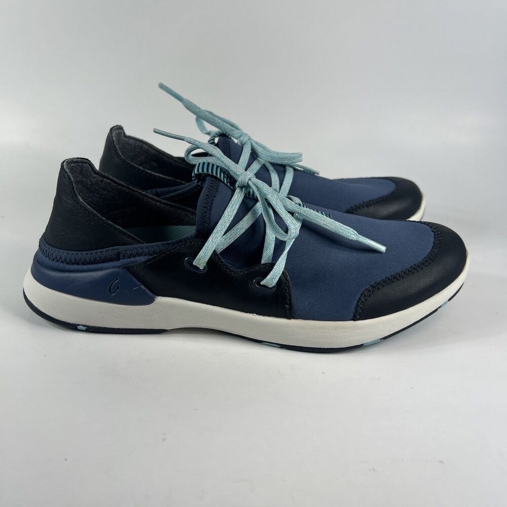 OluKai Miki Li' Trench Women’s Size 7 Blue Vintage Indigo Quick-Drying Outdoor